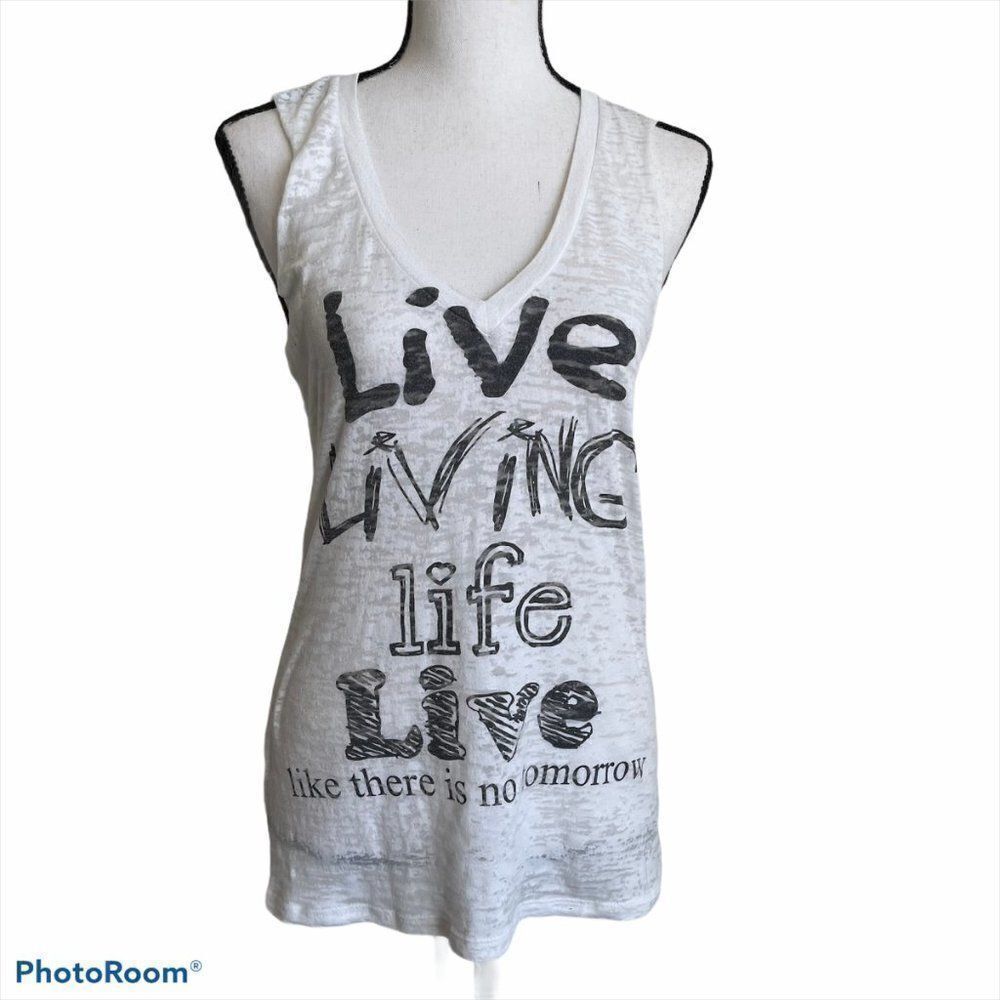 Forever 21 Sleeveless Live Life Tee Shirt-S‎